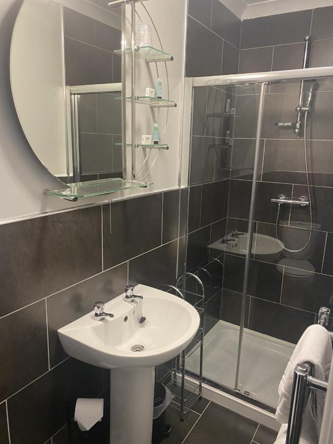 Jeffersons Hotel & Serviced Apartments (Adults Only) Barrow-in-Furness Εξωτερικό φωτογραφία