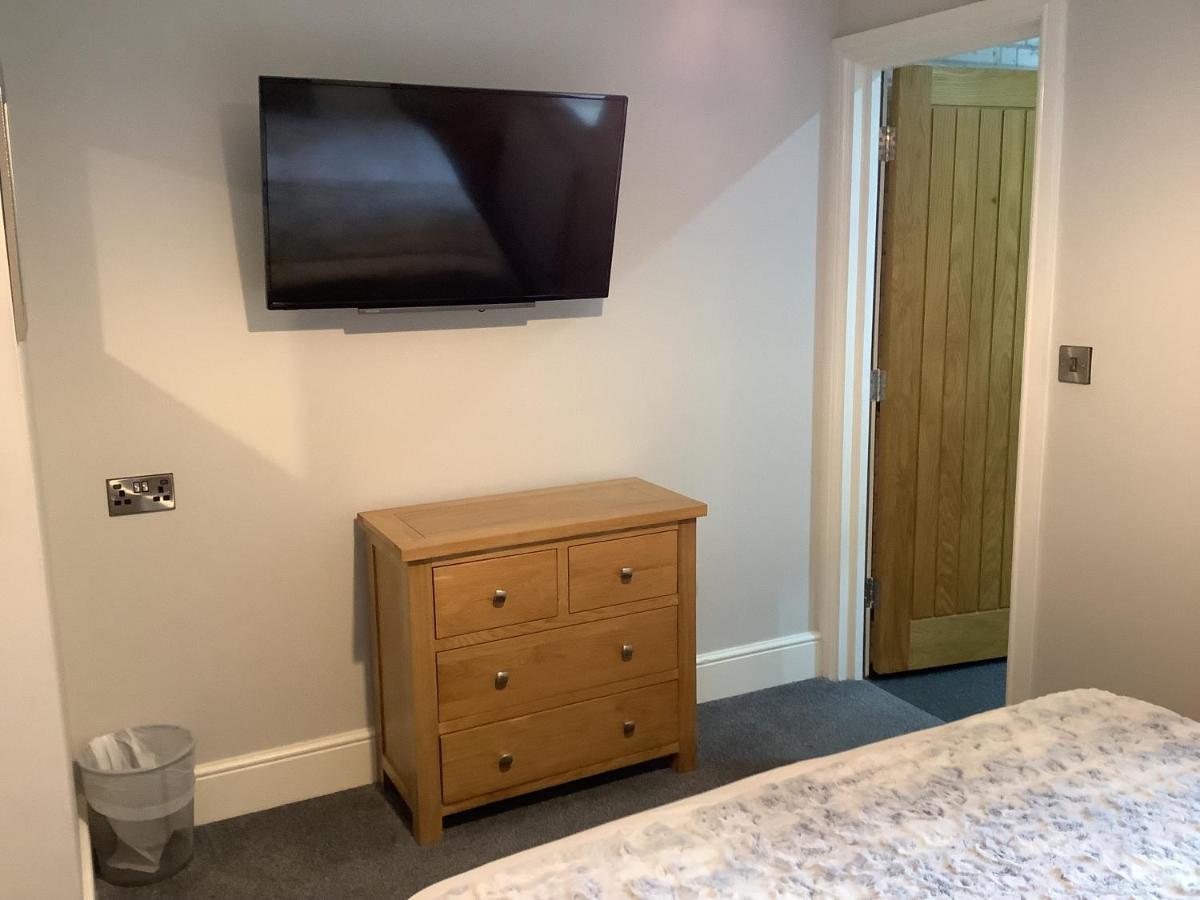 Jeffersons Hotel & Serviced Apartments (Adults Only) Barrow-in-Furness Εξωτερικό φωτογραφία
