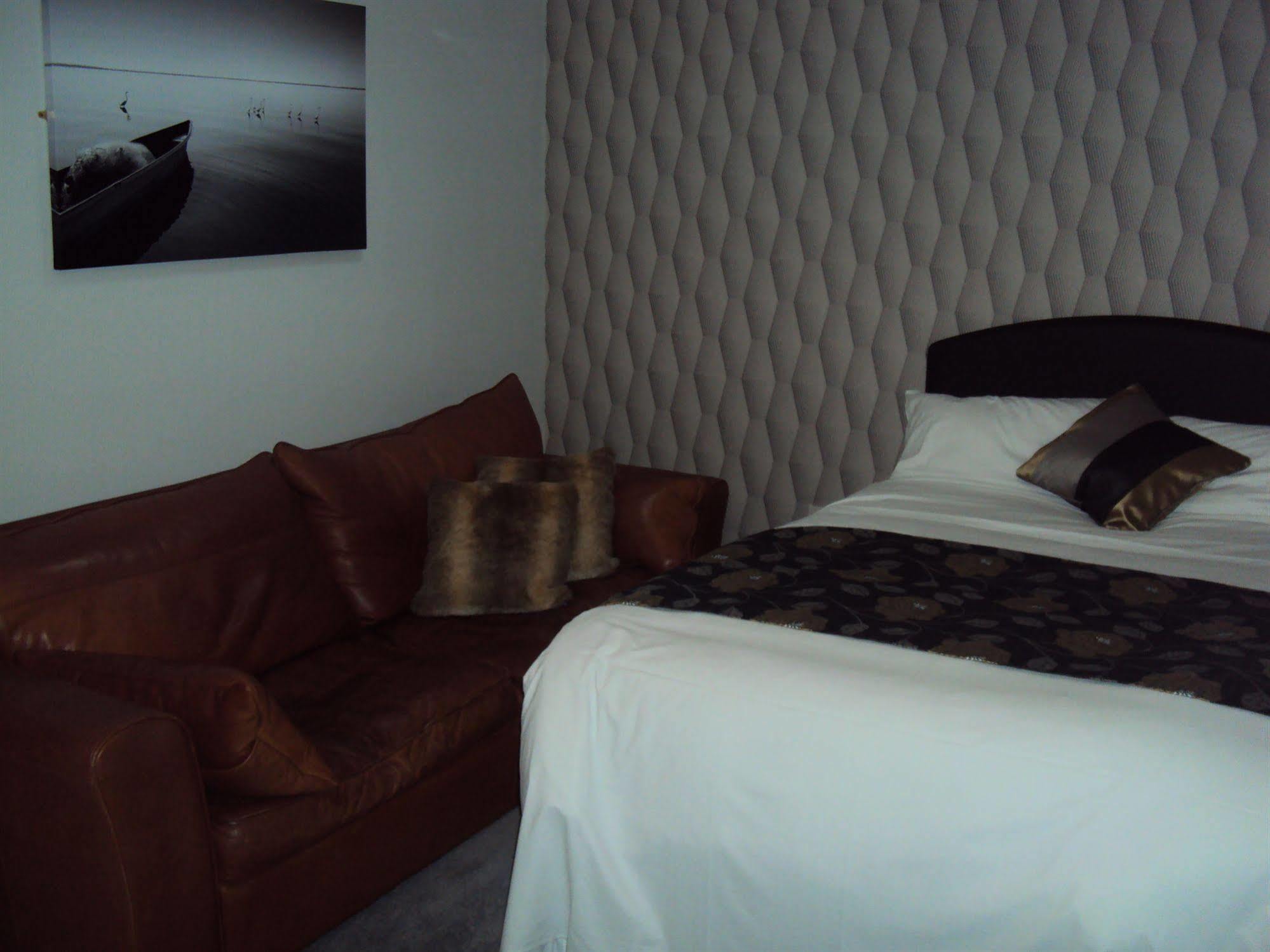 Jeffersons Hotel & Serviced Apartments (Adults Only) Barrow-in-Furness Εξωτερικό φωτογραφία